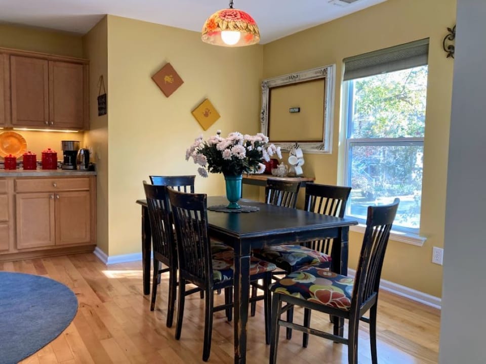 Kitchen table seats six.