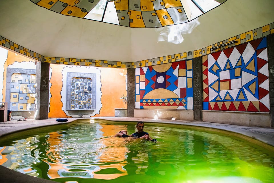 Couples treatment rooms, sauna, hot tub, steam room, body treatments