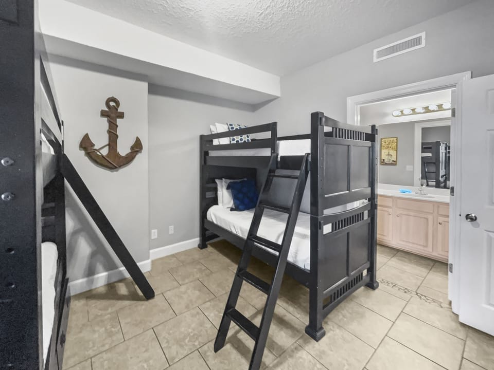 Ocean Ritz 501 | Twin Bunk Beds | Sleeps 4
