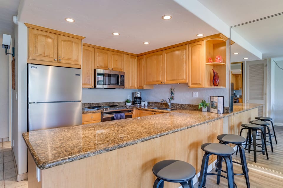 Additional countertop seating available