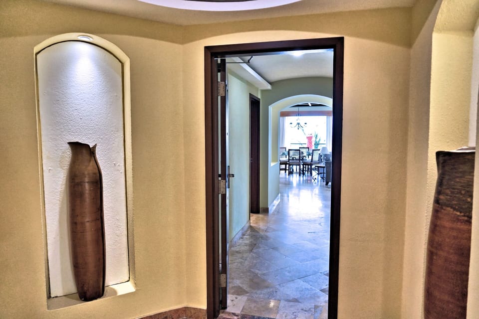 Enormous suite for the 3 br.