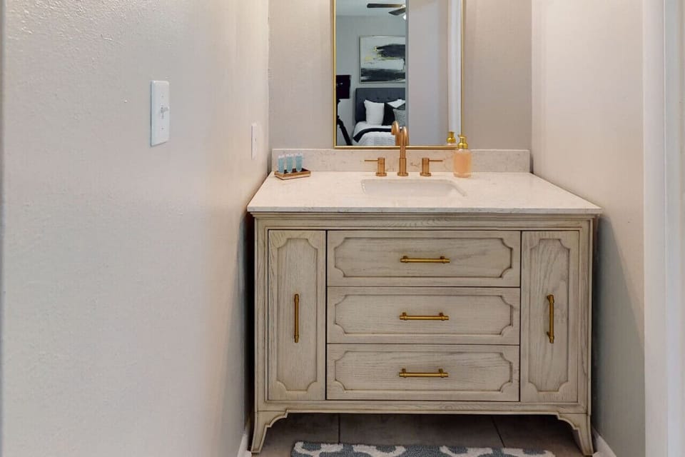 private attached master bath