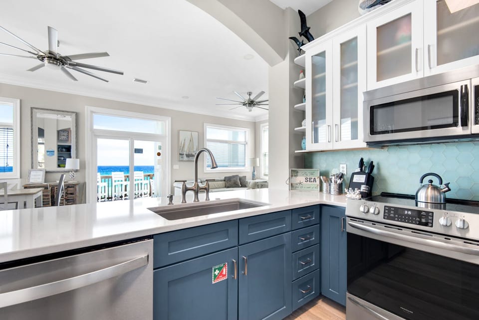 Newly Renovated Kitchen