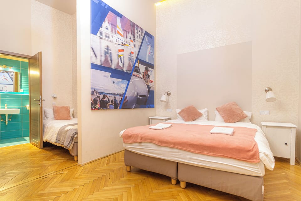 Basic Triple Room | In-room safe, blackout drapes, soundproofing, iron/ironing board