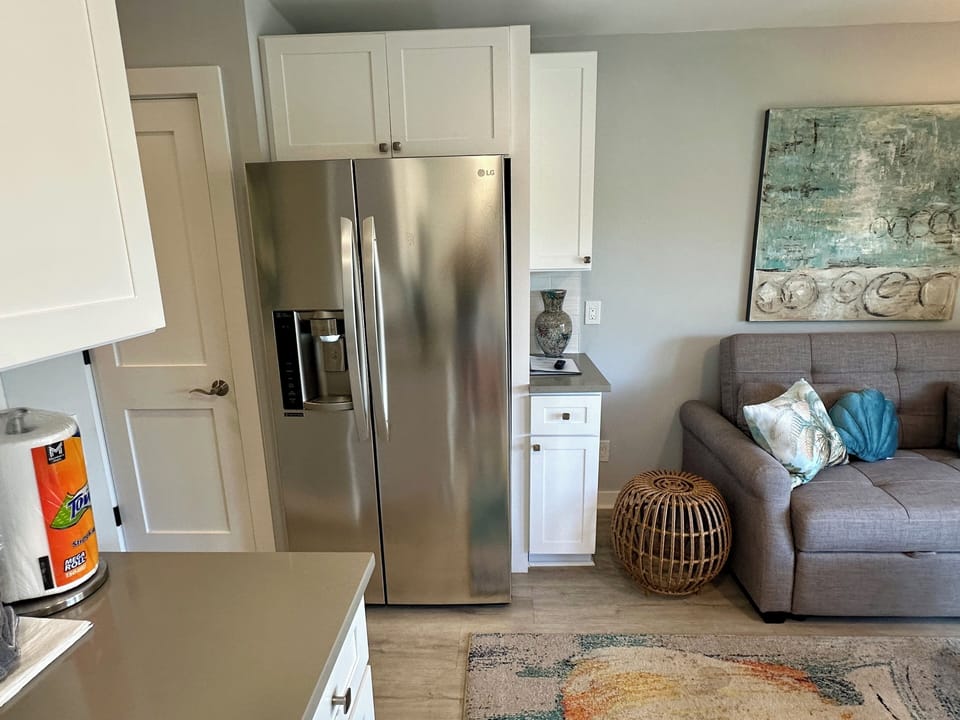 Kitchen - Oversized fridge with ice and water dispenser