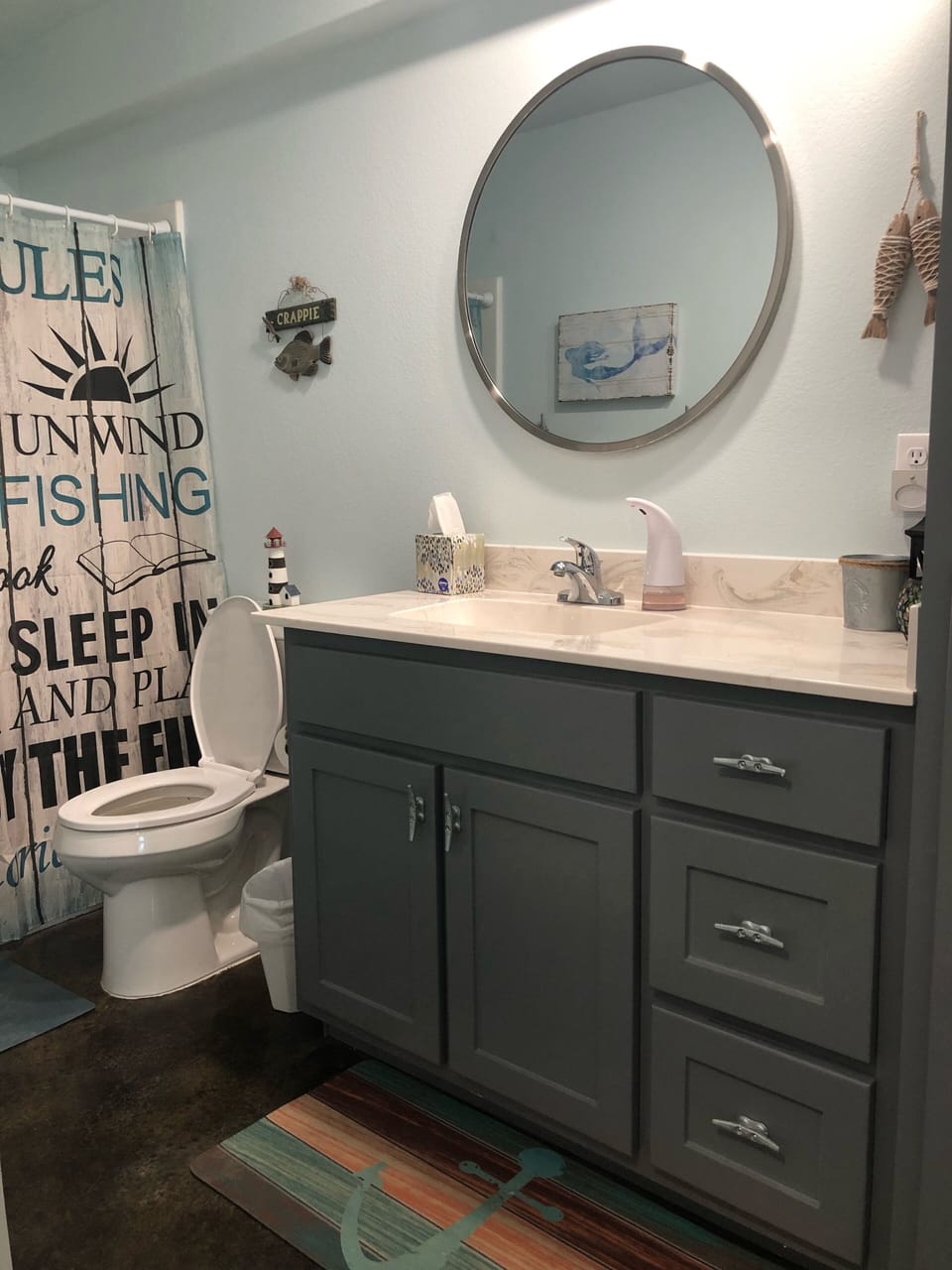 Large full bathroom on main level