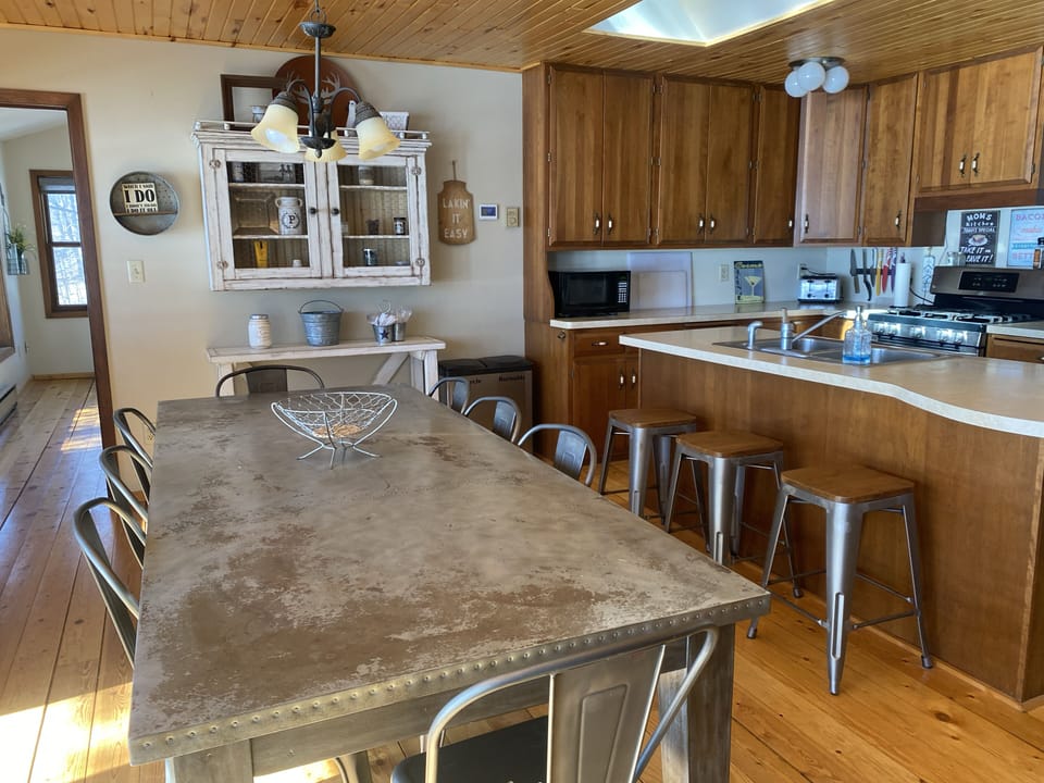 Kitchen dining room area.