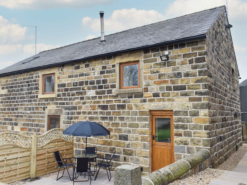 Exterior | 2 The Calf Pens, Loxely, near Sheffield