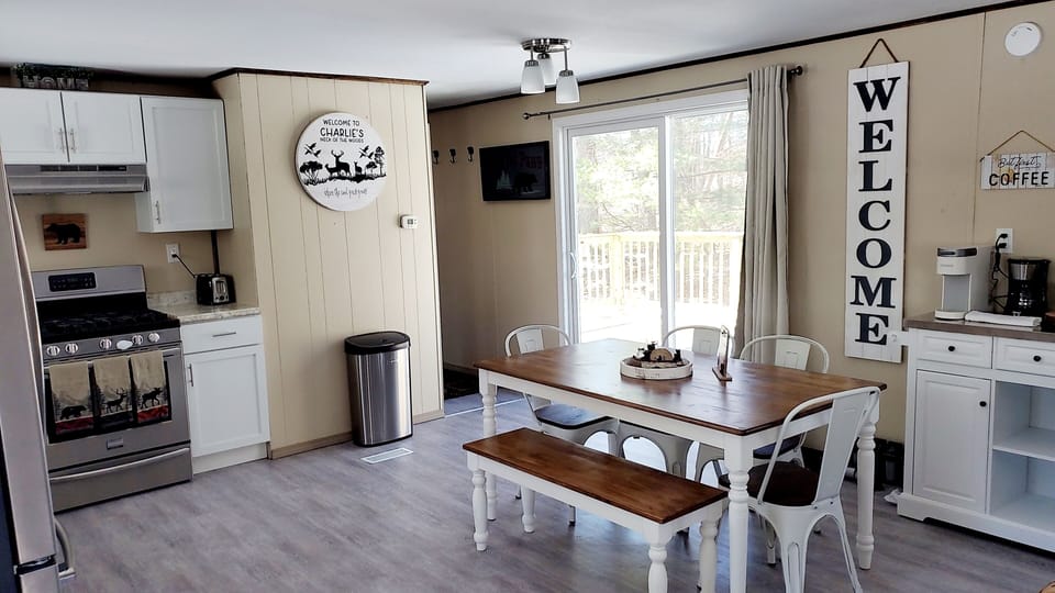 Dining Room/Patio Door to Deck