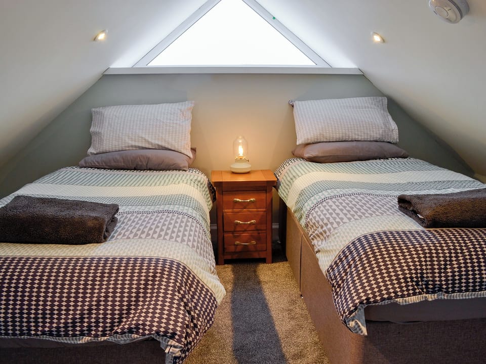 Twin bedroom | Claunch - Galloway Farmstay, Newton Stewart