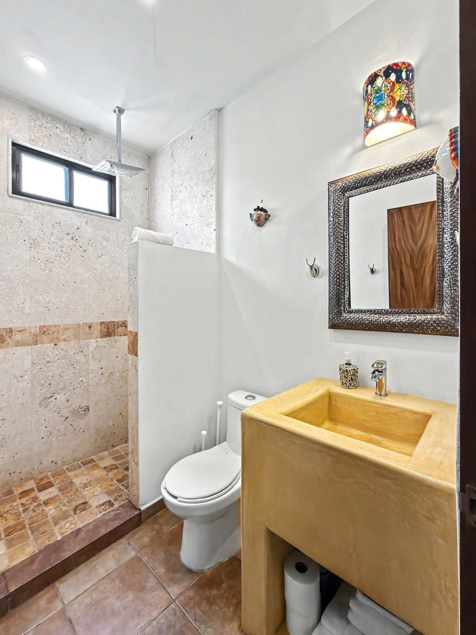 Ivan's Bella Vista, bathroom 1: rainfall shower and concrete sink