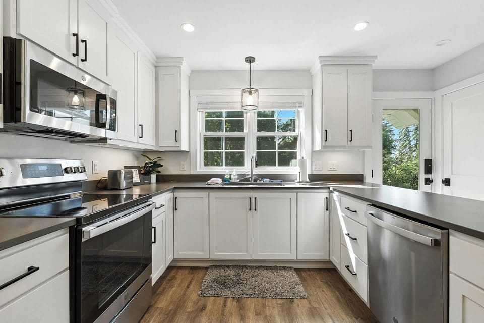 Bright and light kitchen!