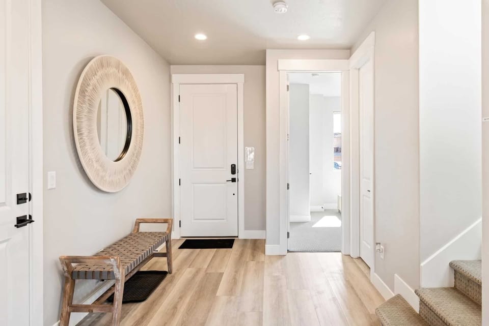 House, 5 Bedrooms | Interior detail
