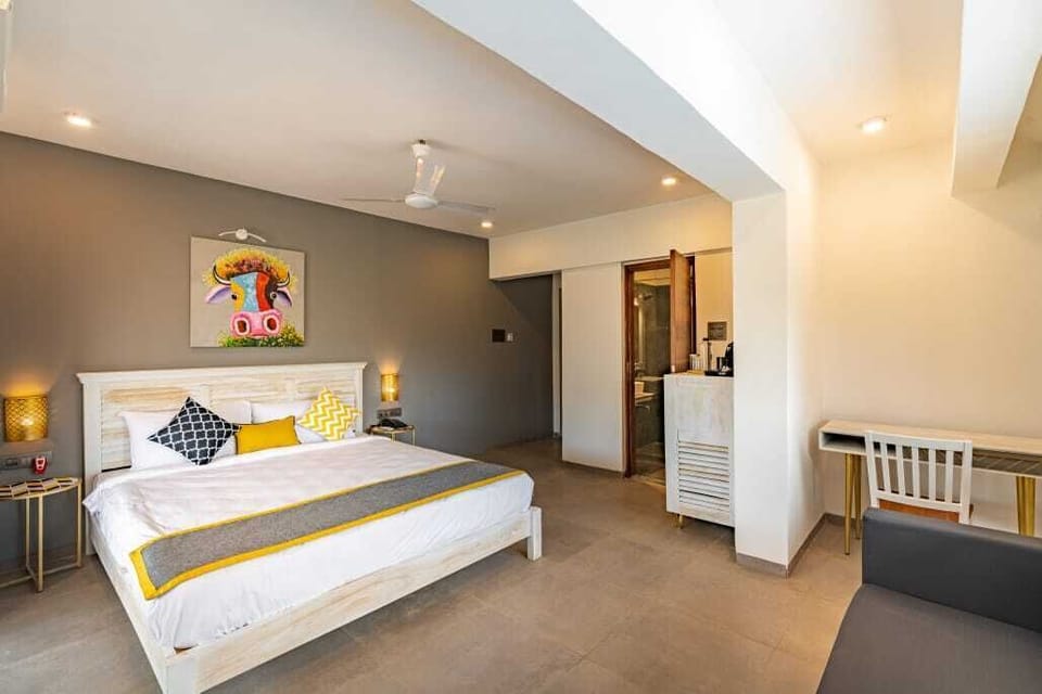 Superior Quadruple Room | Desk, blackout drapes, soundproofing, free WiFi