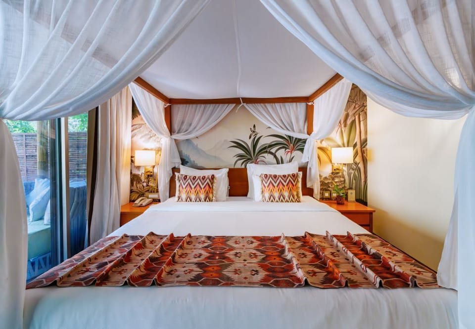 Family Cottage (Not for upto 6yr kids / 60+ Yr Senior Citizens) | In-room safe, bed sheets