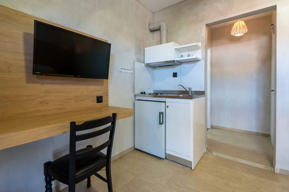 Economy Room | Private kitchen