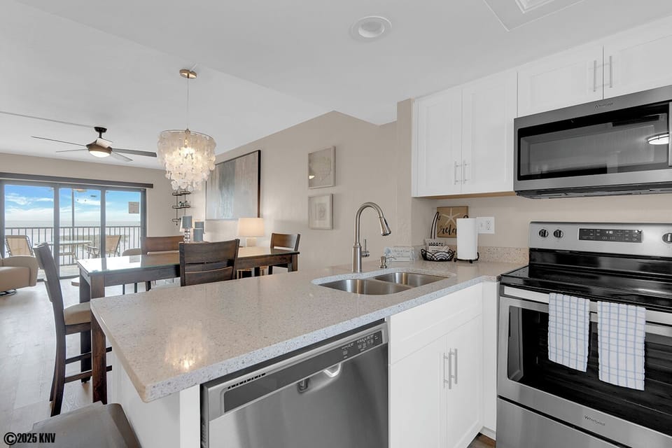 Gorgeous newly remodeled Kitchen