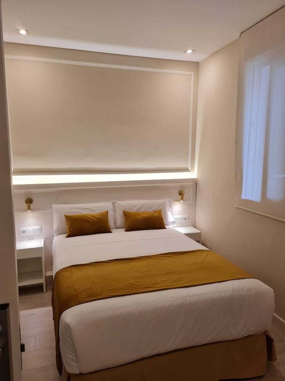 Economy Double Room | Desk, free WiFi, bed sheets