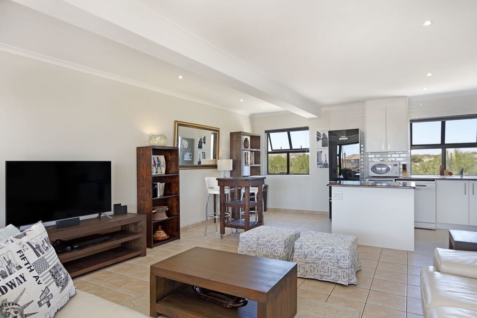 House (3 Bedrooms) | Living area | Flat-screen TV