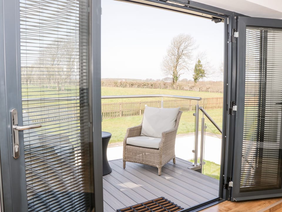 Cottage | Balcony