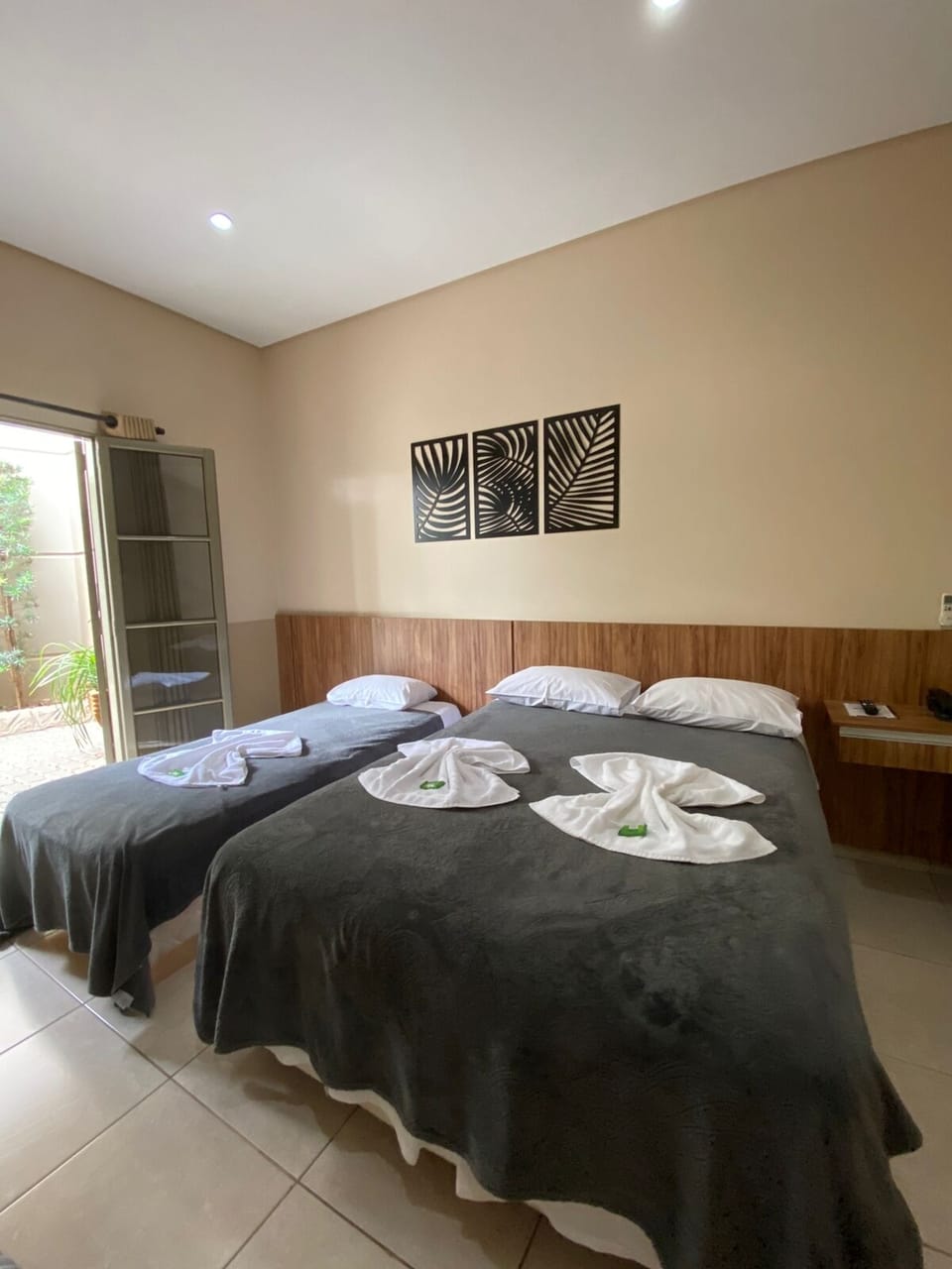 In-room safe, desk, travel crib, free WiFi