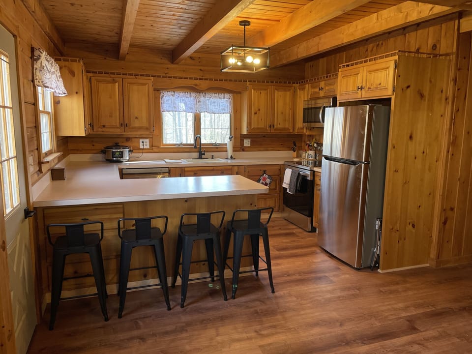 Renovated kitchen w/Brand New SS appliances - comes w/all needs to cook