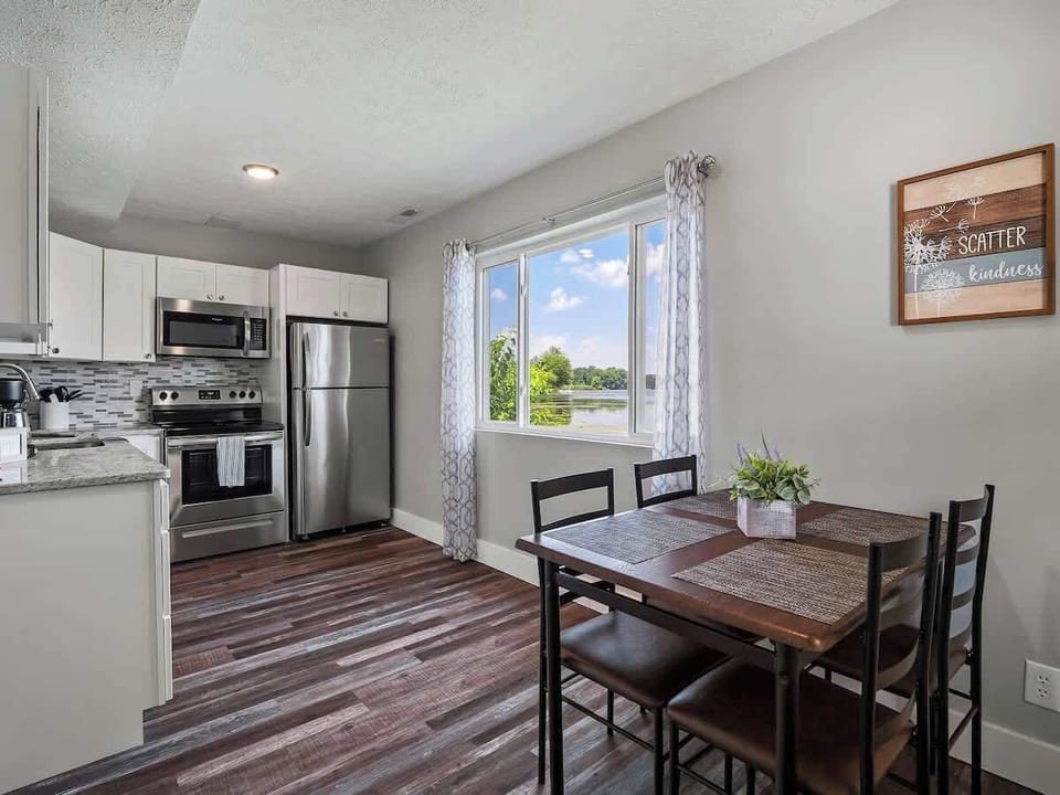 Enjoy meals by the window w/ lake views in this bright dining nook