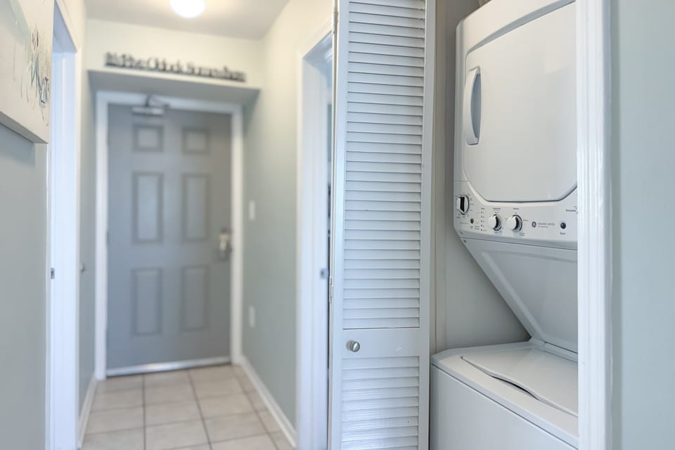 Washer and dryer and entrance