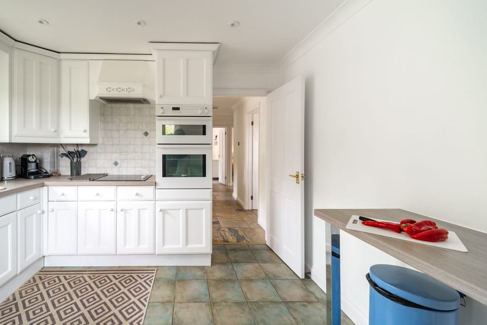 Well-equipped kitchen with plenty of worktop space