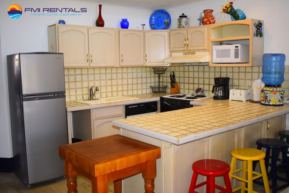 Kitchen completely equipped with all that you might need for cooking