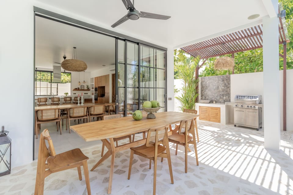 Luxury Villa | Terrace/patio