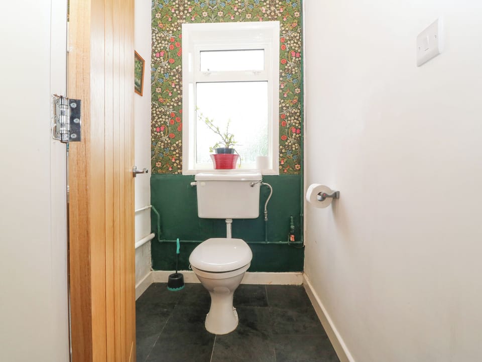 The Headland Cottage in Wales