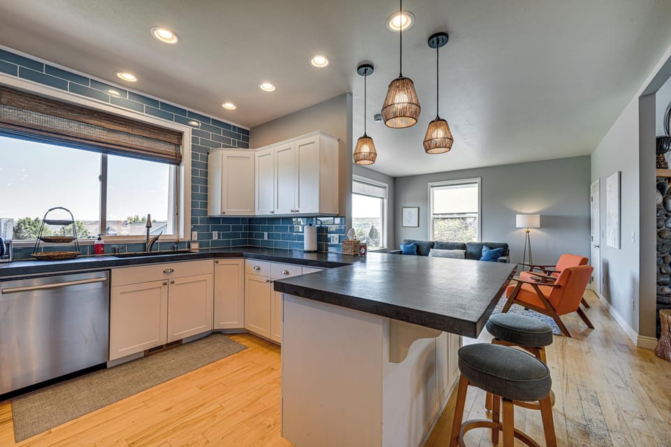 Kitchen | 1st Floor