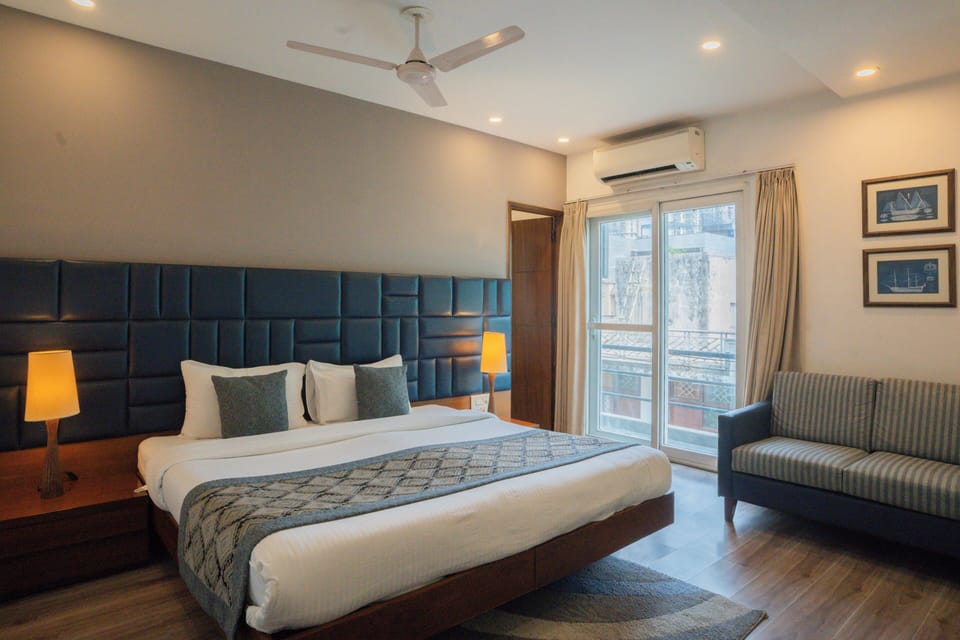 1 bedroom, premium bedding, down comforters, minibar