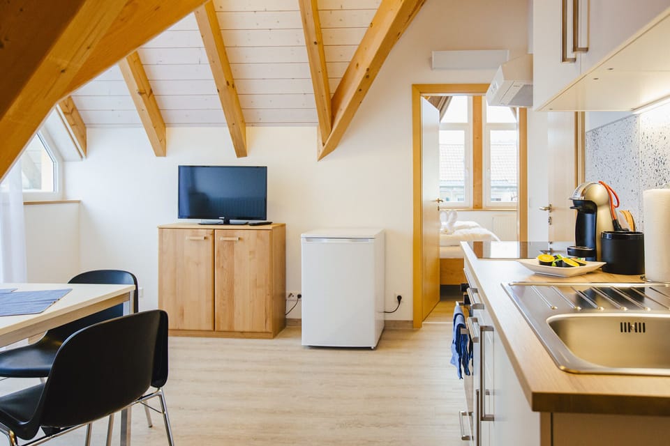 Apartment, Private Bathroom, Marina View (Dachgeschoss) | Interior