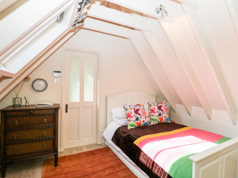 Cottage | Interior