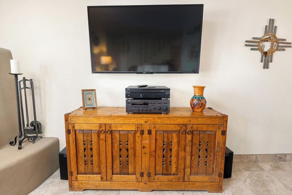 Entertainment / Living Room