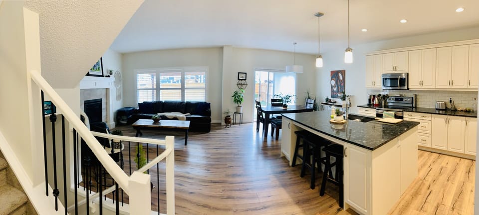 Open concept main floor, living room and kitchen
