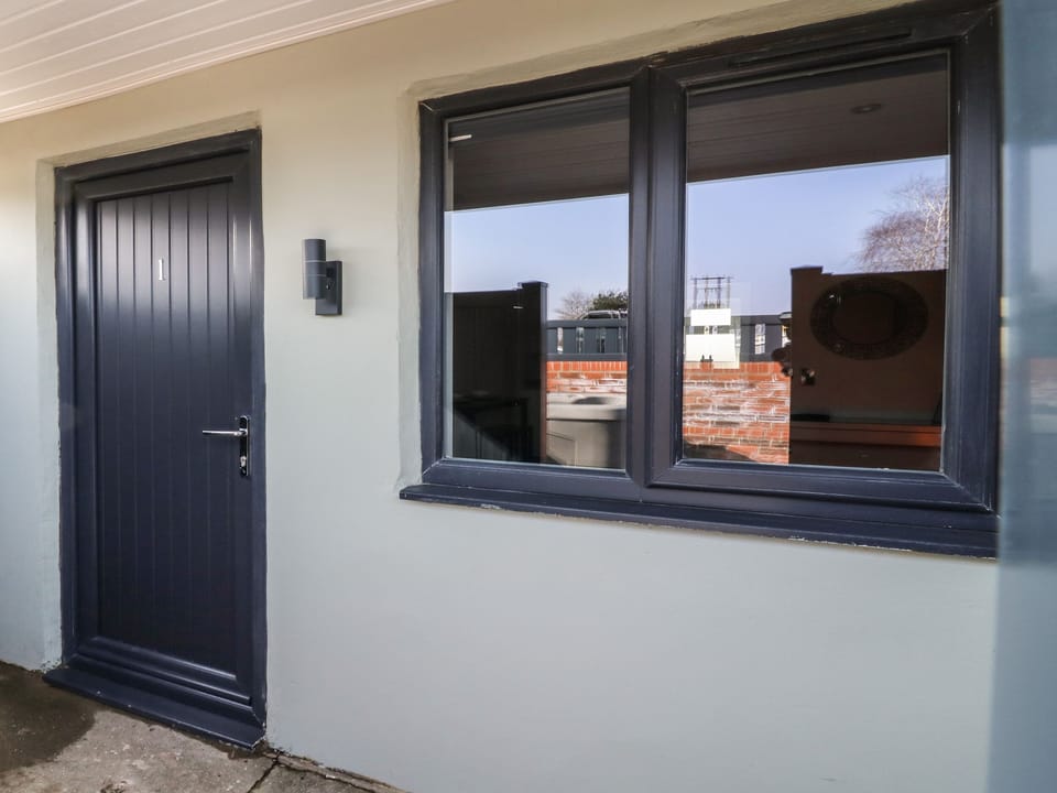 Cottage | 1 bedroom, individually decorated, individually furnished, free WiFi