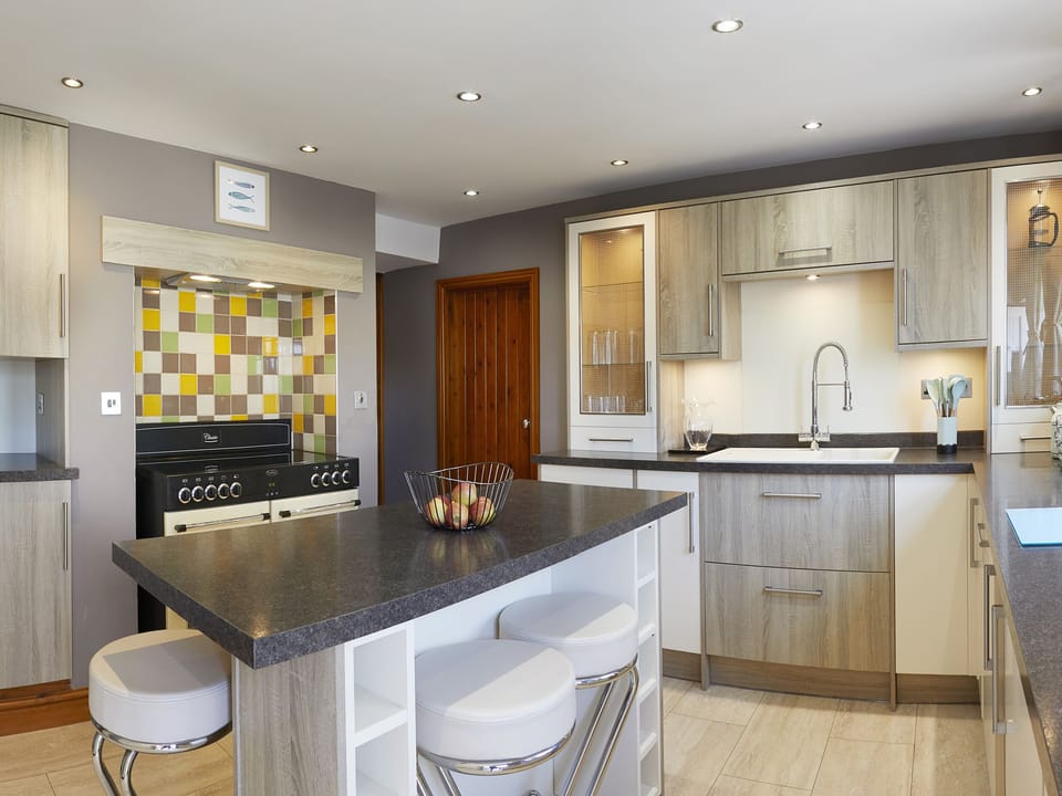 Cottage | Interior