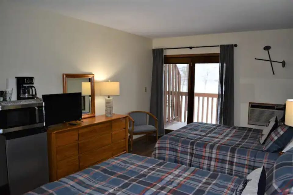 Mini fridge, freezer, and microwave available for use