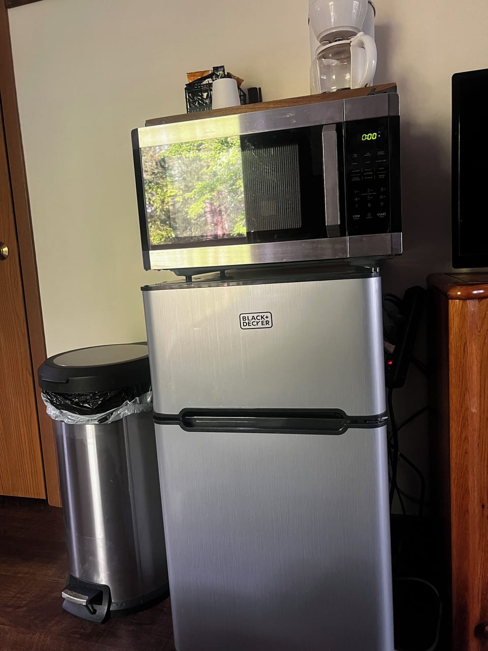 Mini fridge, freezer, and microwave available for use
