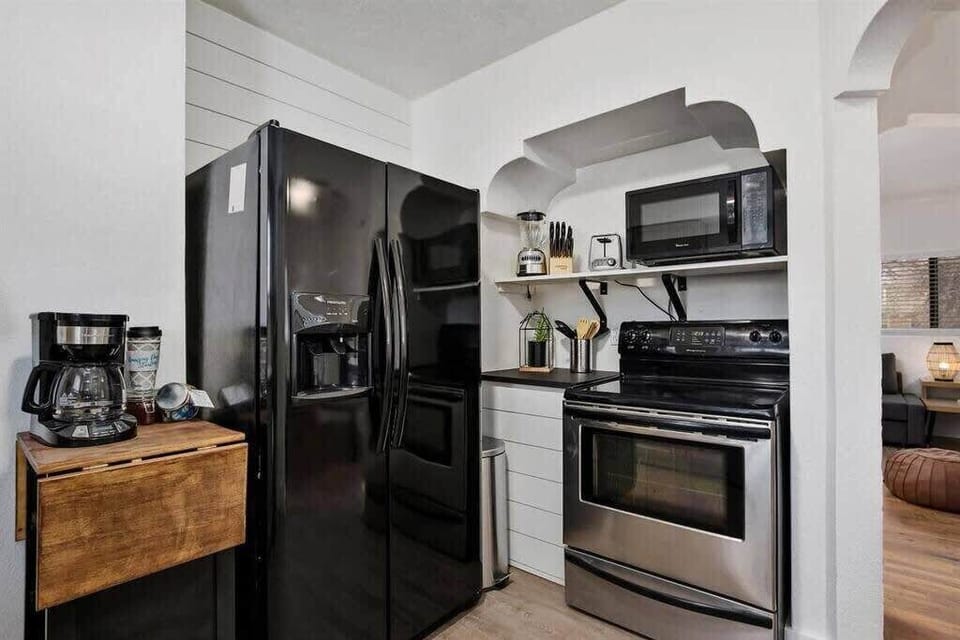 #StayinMyDistrict Twin Falls Spanish-Boho Getaway! #BookDirect #StayInMyDistrict