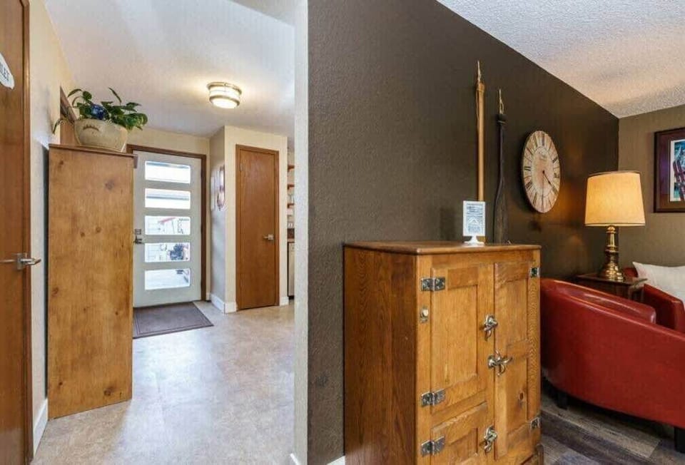 #StayInMyDistrict Eclectic Boise Townhouse