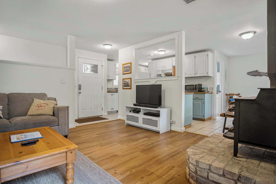 #StayInMyDistrict #BookDirect #RockawayBeach #OregonCoast
