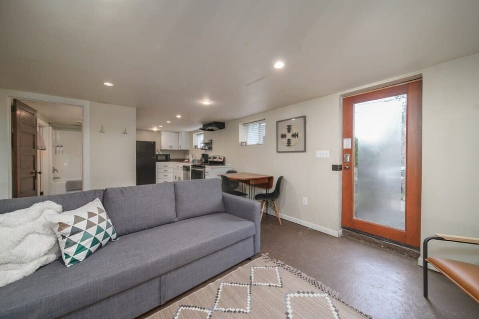 #StayInMyDistrict SEPortland #Portland #MtTabor #PendeltonPlace