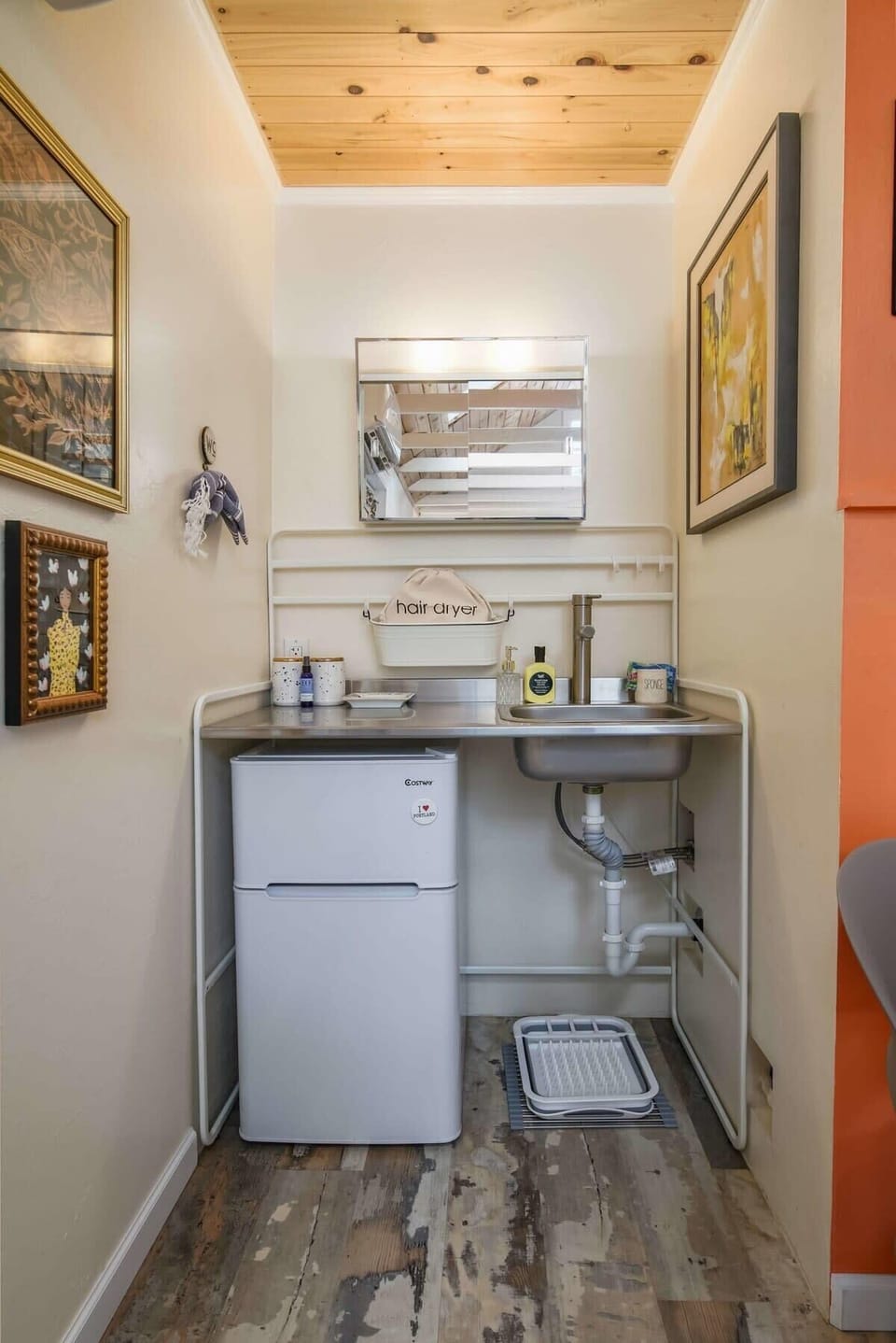 #StayinMyDistrict Sellwood Private Garden Casita. #bookdirect #stayinmydistrict