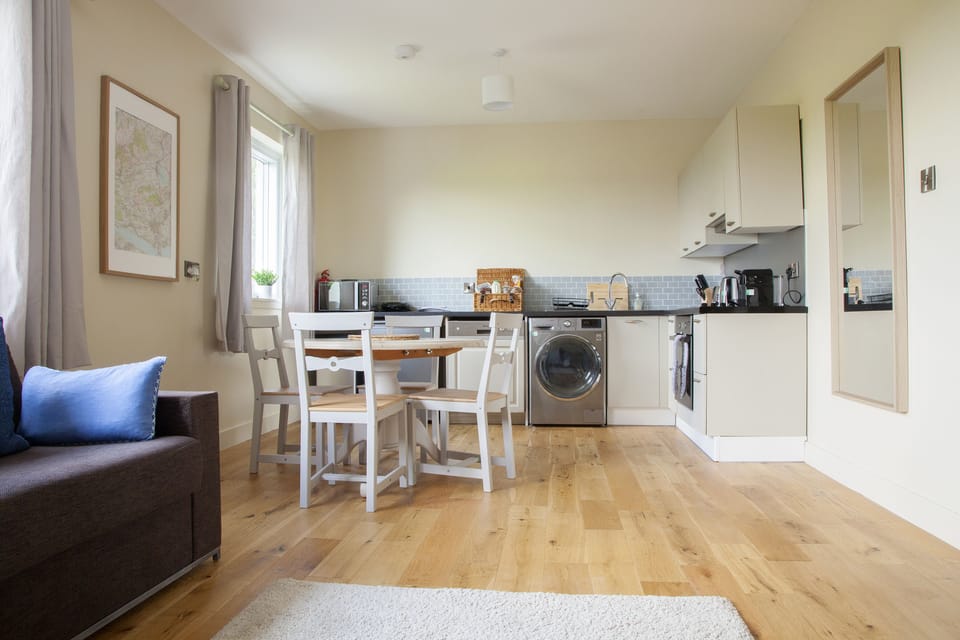 Clean and comfortable kitchen/living space. Light and bright. 