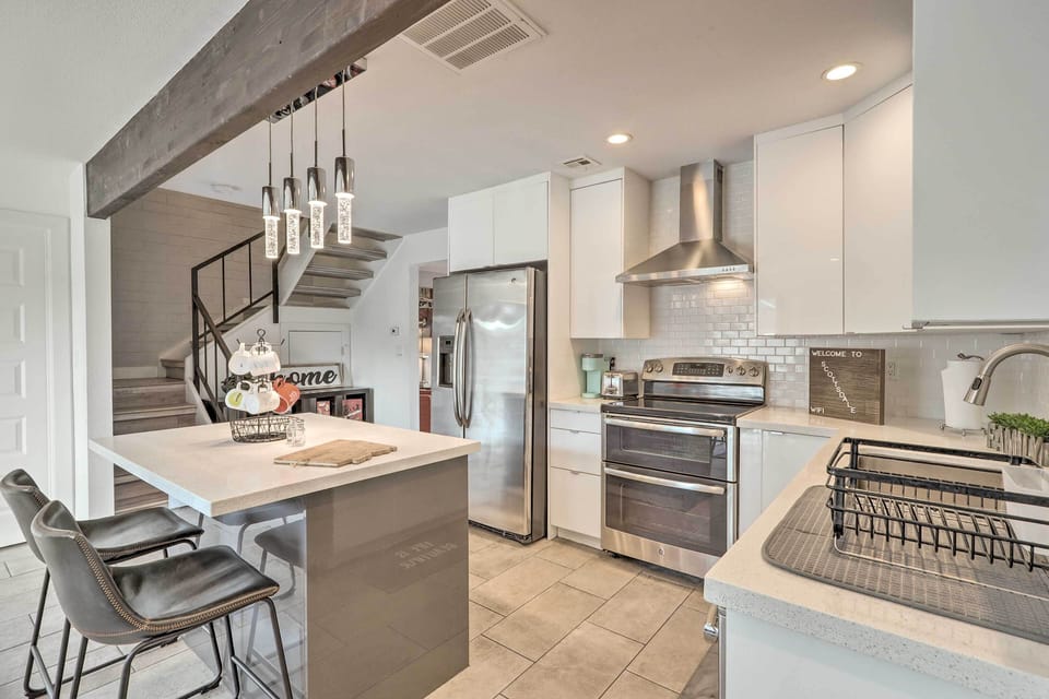 Kitchen | Fully Equipped
