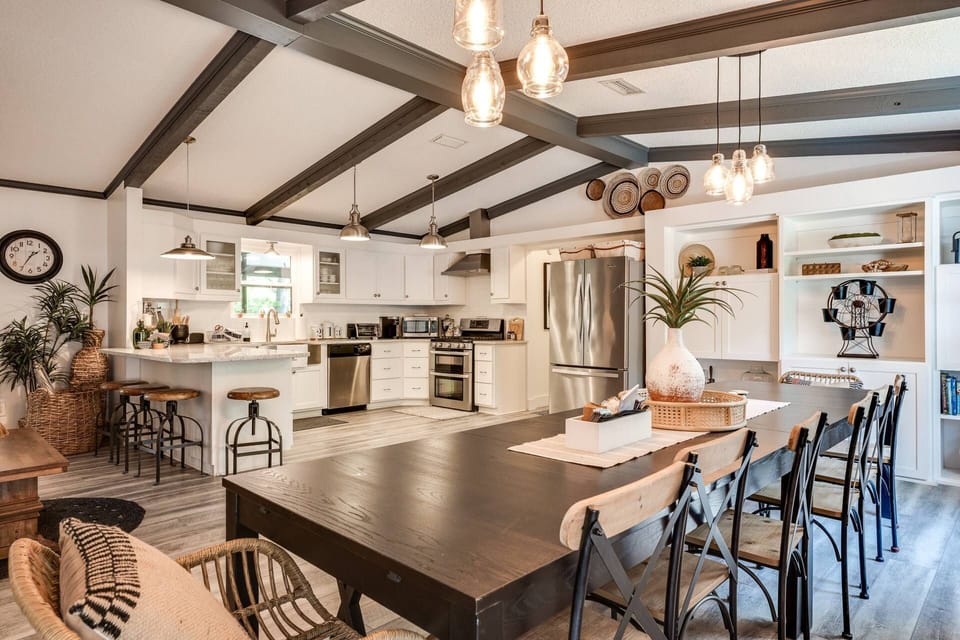 Open Kitchen - bar counter seating as well as dining for 9!